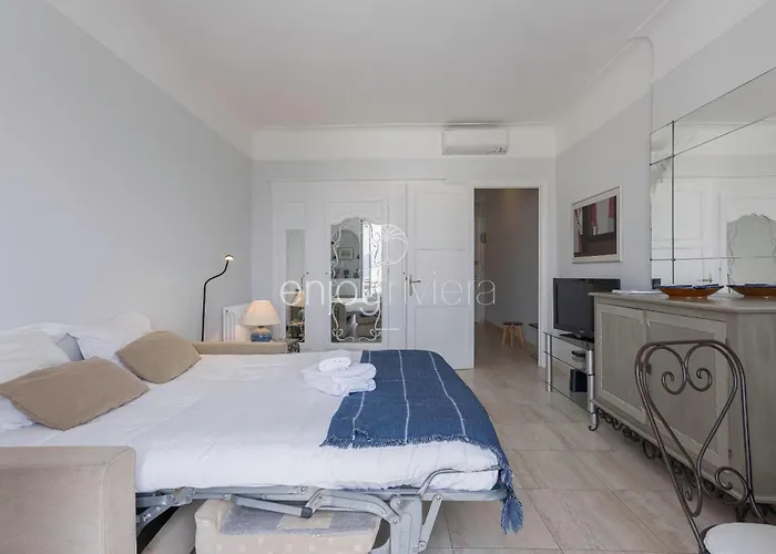 Palais Miramar - Suite & G17 - Vue Mer - Croisette Emplacement Unique -20 Plage - Wifi - Clim