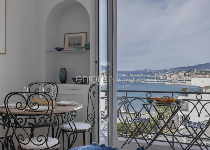 Palais Miramar - Suite & G17 - Vue Mer - Croisette Emplacement Unique -20 Plage - Wifi - Clim