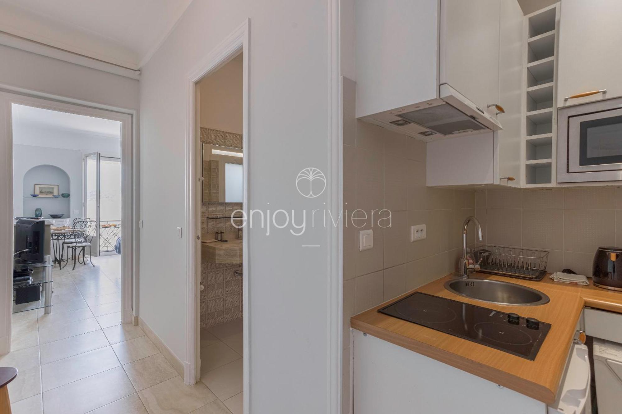 Apartment Palais Miramar - & G17 - Vue - Croisette Emplacement Unique -20 - Wifi - Clim Cannes